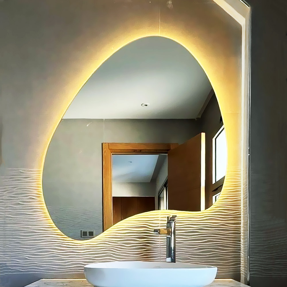 LED mirror 80x90cm in the shape of a drop