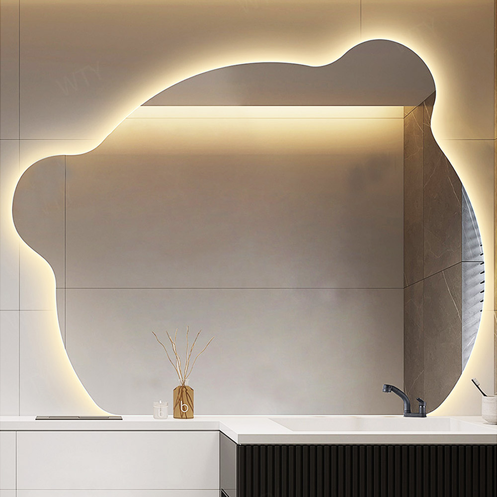 LED wall mirror 70x90cm or 100x80cm in the shape of a teddy bear