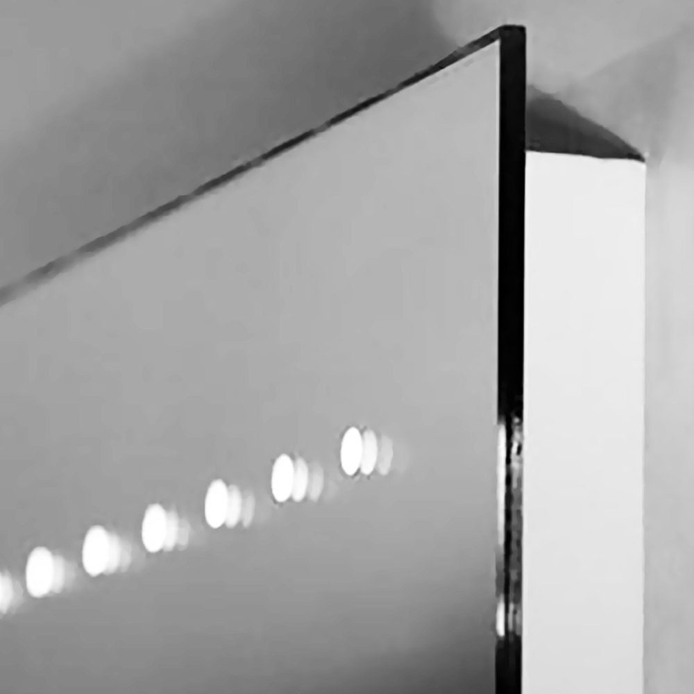 LED bathroom mirror 45X90cm lit up and down