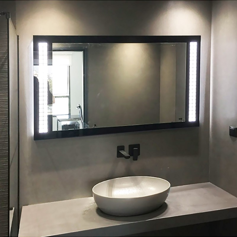 LED mirror 120x80cm with lacobel border